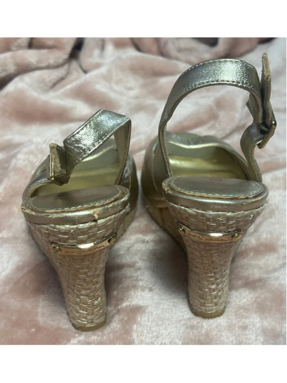 Women's Lilly Pulitzer Gold Wedge Sandals